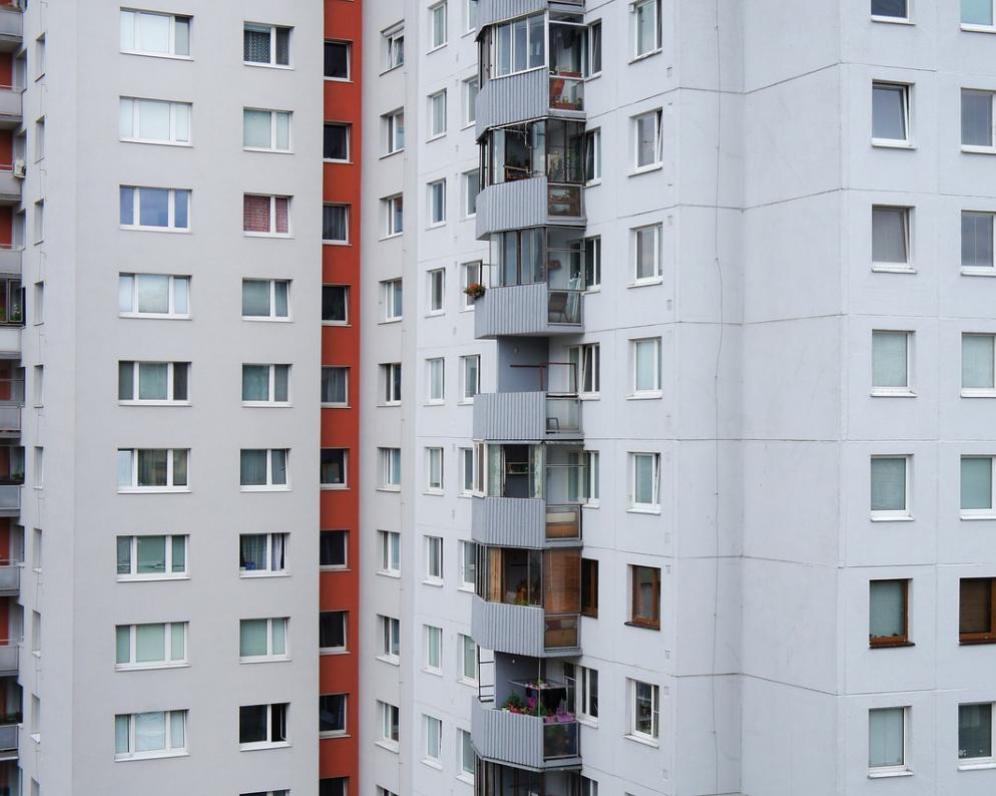 KEDY MÔŽETE VYSŤAHOVAŤ NÁJOMCU Z BYTU, AK VÁM NEPLATÍ NÁJOMNÉ?